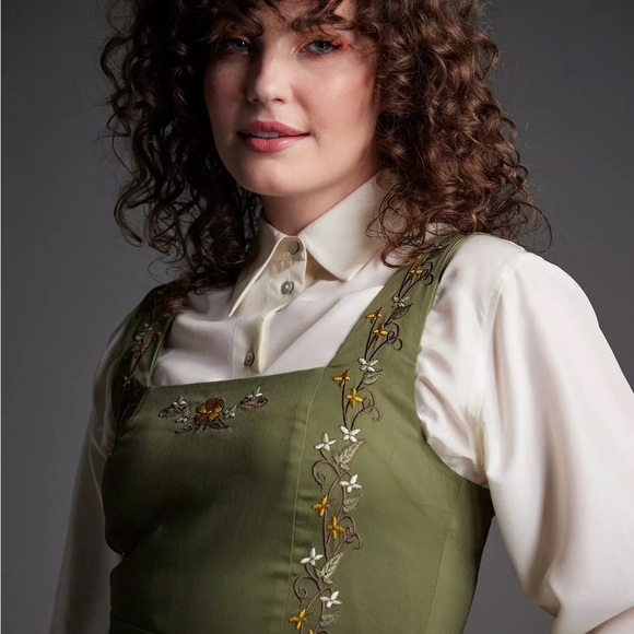 Her Universe The Lord of the Rings Hobbit Midi Dress - Picture 3 of 10